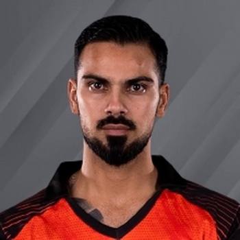 Mayank Dagar Biography